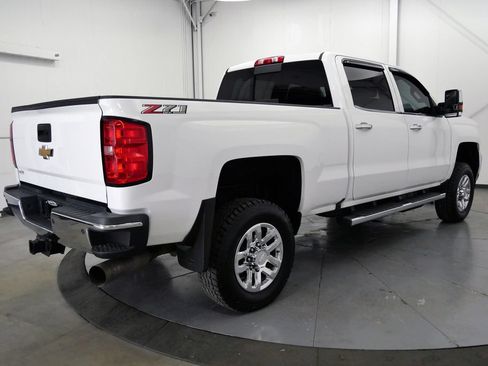 Used 2019 Chevrolet Silverado 3500 LTZ w/ Duramax Plus Package AWD/4WD image 7