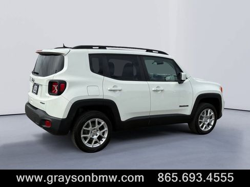 Used 2020 Jeep Renegade Latitude w/ Cold Weather Group image 3