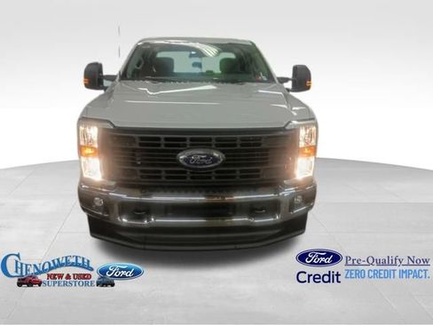 New 2026 Ford F250 XL w/ XL Chrome Package image 5