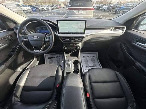 Used 2025 Ford Escape Platinum image 21