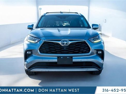 Used 2020 Toyota Highlander Platinum image 41