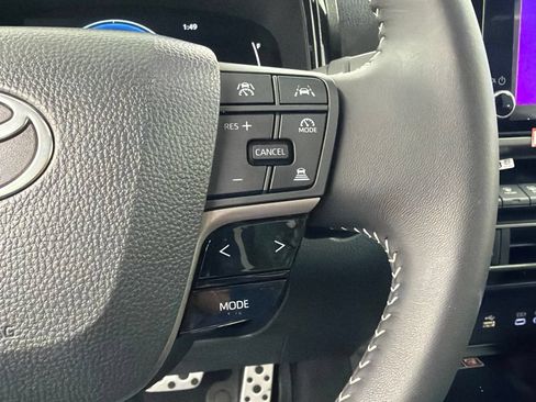 Used 2026 Toyota Camry SE w/ Convenience Package FWD image 27