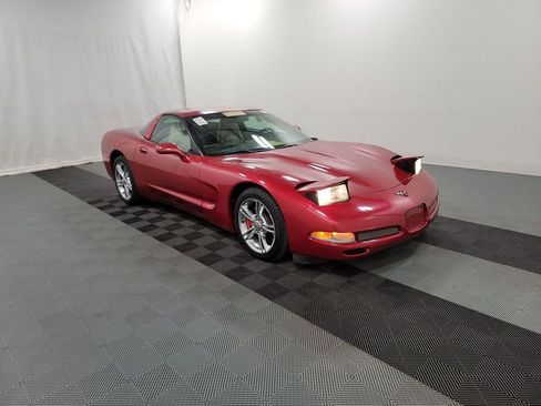 Used 2004 Chevrolet Corvette Coupe w/ Preferred Equipment Group image 3