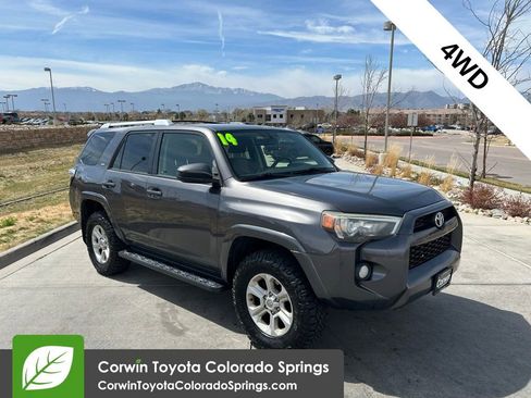 Used 2014 Toyota 4Runner SR5 image 1