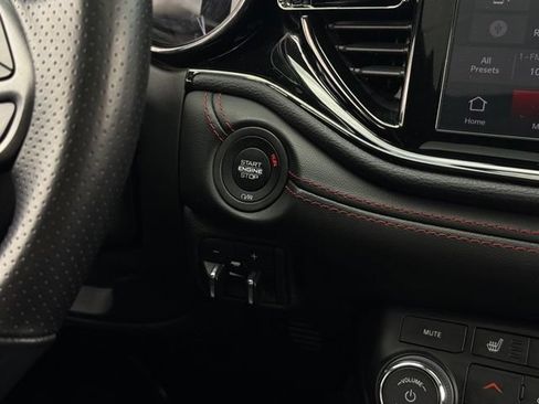 Used 2025 Dodge Durango R/T AWD/4WD image 31