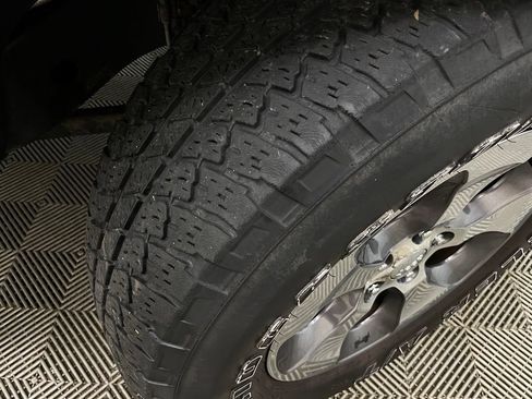 Used 2016 Jeep Wrangler Unlimited Sahara AWD/4WD image 44