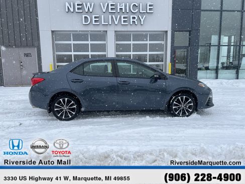 Used 2019 Toyota Corolla Sedan image 10