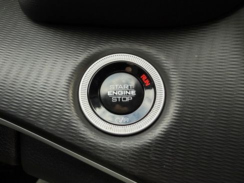 Used 2023 Jeep Grand Cherokee L Limited image 27