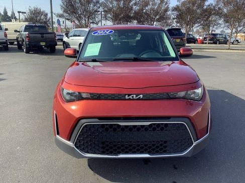 Used 2024 Kia Soul LX w/ Option Group 015 image 4