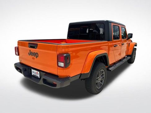 New 2026 Jeep Gladiator Sport AWD/4WD image 8