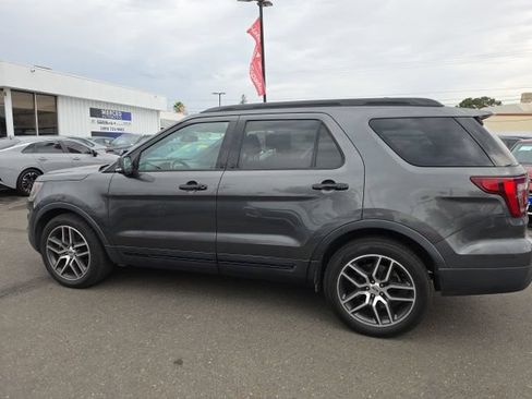 Used 2017 Ford Explorer Sport AWD/4WD image 6