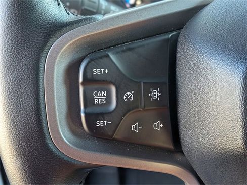 Used 2024 Ford Bronco Big Bend image 16