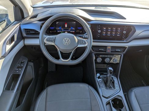 Used 2023 Volkswagen Taos SE w/ Black Wheel Package image 30