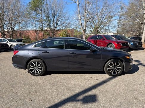 Used 2022 Chevrolet Malibu RS image 5