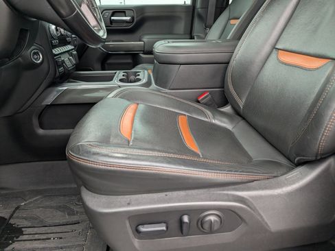Used 2019 GMC Sierra 1500 AT4 w/ AT4 Premium Package image 7