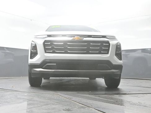 Used 2025 Chevrolet Equinox LT image 52