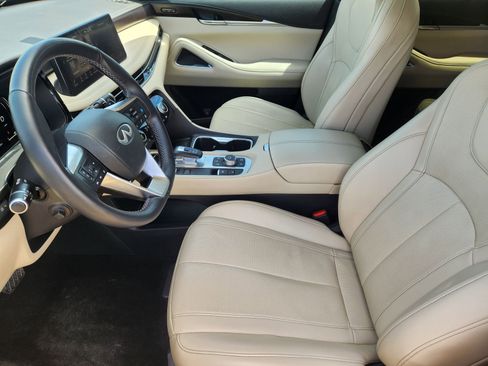 Used 2023 INFINITI QX60 Sensory w/ Cargo Package AWD/4WD image 16