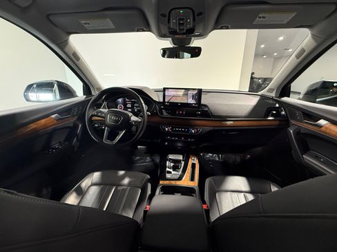 Used 2023 Audi Q5 2.0T Premium Plus w/ Premium Plus Package AWD/4WD image 44