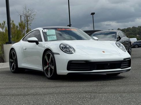 Used 2024 Porsche 911 Carrera S RWD image 6