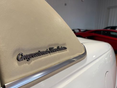 Used 2002 Lincoln Town Car Executive image 11