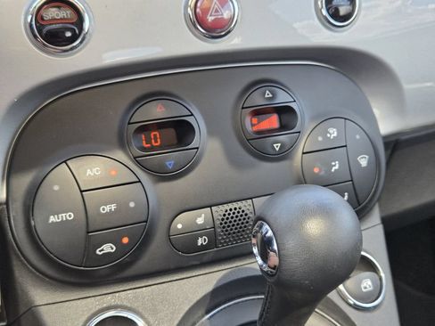 Used 2012 FIAT 500 Lounge w/ Luxury Leather Pkg FWD image 20