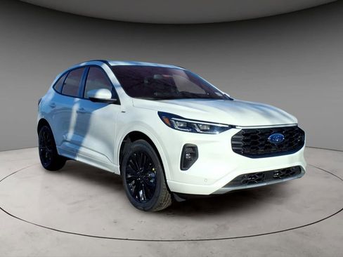 New 2026 Ford Escape ST-Line Elite w/ Premium Technology Package AWD/4WD image 13