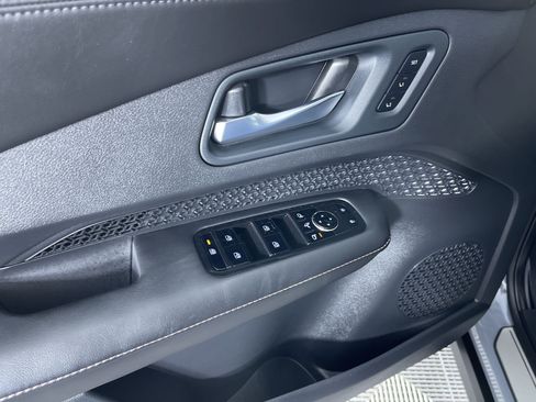 Certified 2024 Nissan Ariya AWD image 14
