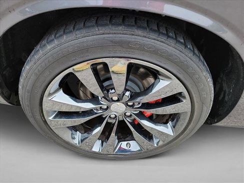 Used 2013 Dodge Challenger SRT8 w/ Harman Kardon Audio Group RWD image 11