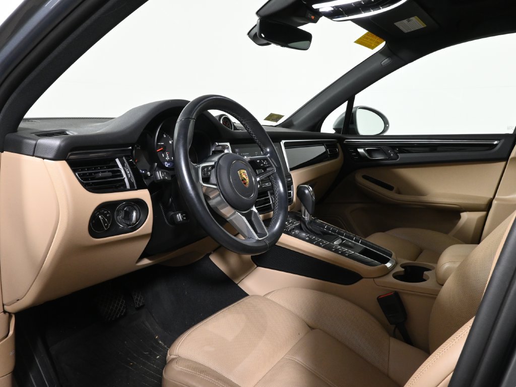 Used 2021 Porsche Macan AWD/4WD image 4