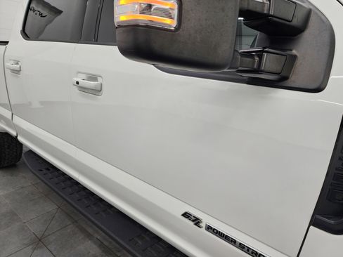 Used 2021 Ford F350 Lariat image 23