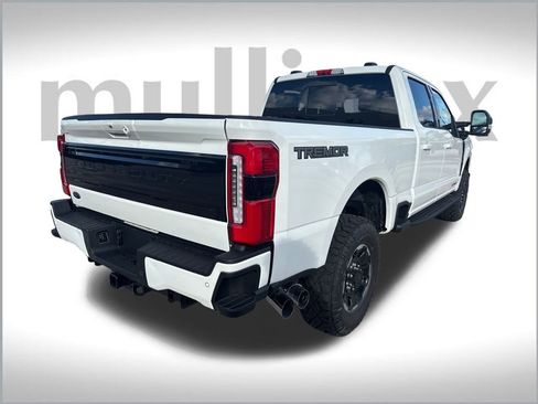 New 2026 Ford F250 Platinum w/ Tremor Off-Road Package image 16