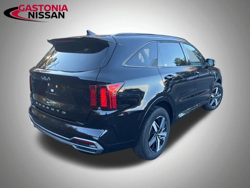 Used 2022 Kia Sorento S image 18
