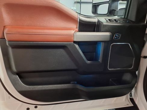 Used 2019 Ford F350 Platinum w/ Platinum Ultimate Package image 18