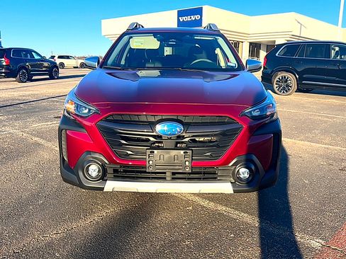 Used 2023 Subaru Outback Touring image 2