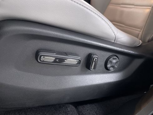 Used 2019 Honda CR-V EX-L image 13