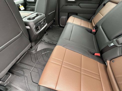 New 2026 Chevrolet Silverado 2500 High Country w/ High Country Premium Package AWD/4WD image 12