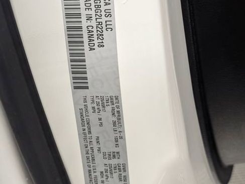 Used 2020 Dodge Grand Caravan SE FWD image 32