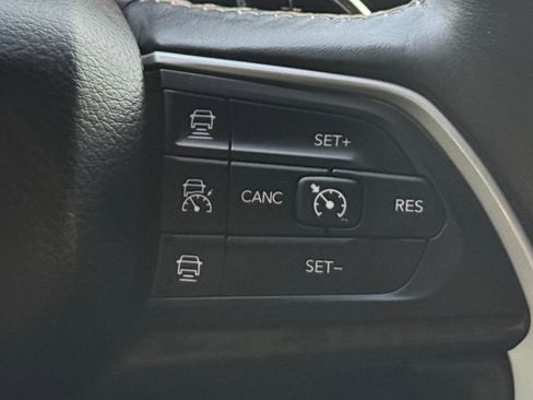 Certified 2021 Jeep Grand Cherokee L Limited image 19