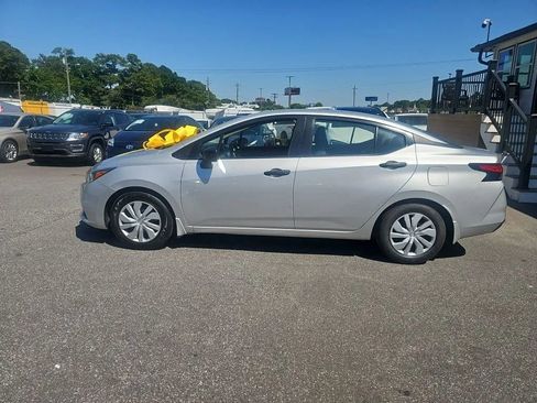 Used 2021 Nissan Versa S FWD image 23