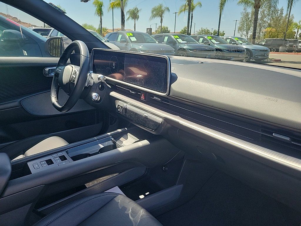 Used 2023 Hyundai Ioniq 6 SEL RWD image 4