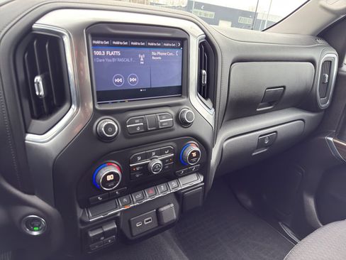 Used 2019 Chevrolet Silverado 1500 LT w/ All-Star Edition image 20