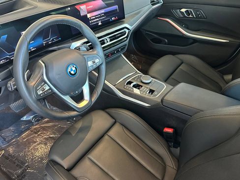 Used 2024 BMW 330e w/ Premium Package RWD image 10