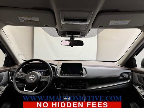 Used 2023 Nissan Rogue S AWD/4WD image 11