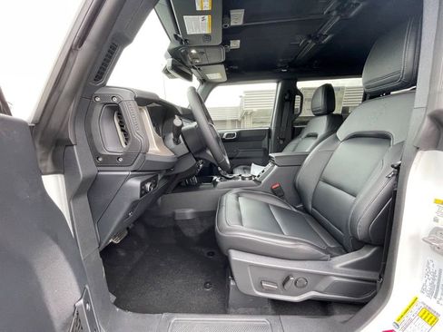 New 2025 Ford Bronco Outer Banks image 19