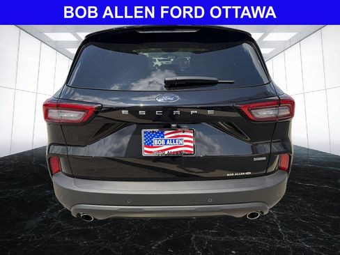 Used 2025 Ford Escape ST-Line w/ Equipment Group 301A FWD image 4