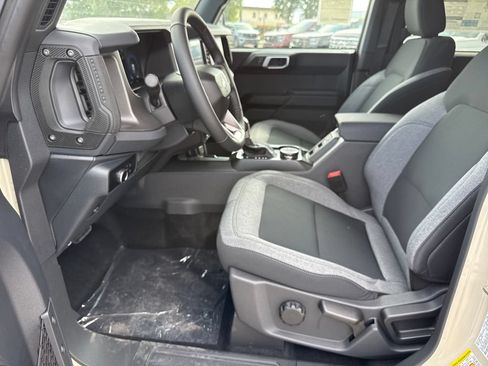 New 2026 Ford Bronco Big Bend AWD/4WD image 18