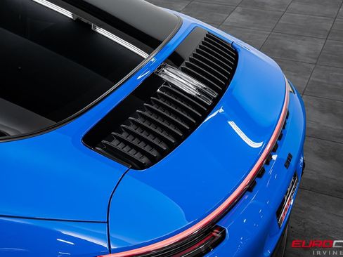 Used 2023 Porsche 911 Targa 4 GTS AWD/4WD image 20