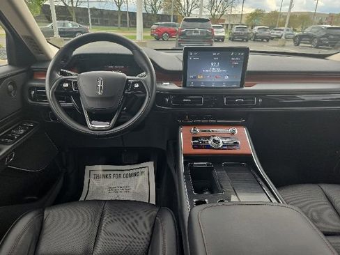 Certified 2024 Lincoln Aviator Reserve w/ Jet Package AWD/4WD image 32