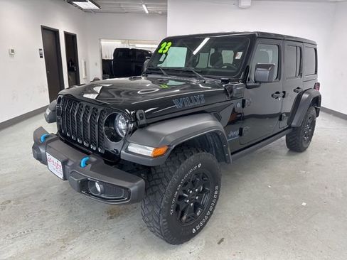Used 2023 Jeep Wrangler Unlimited w/ Cold Weather Group AWD/4WD image 3