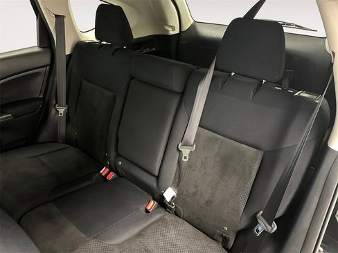 Used 2015 Honda CR-V LX image 13